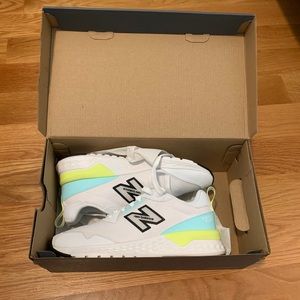 New Balance Women’s Sneaker